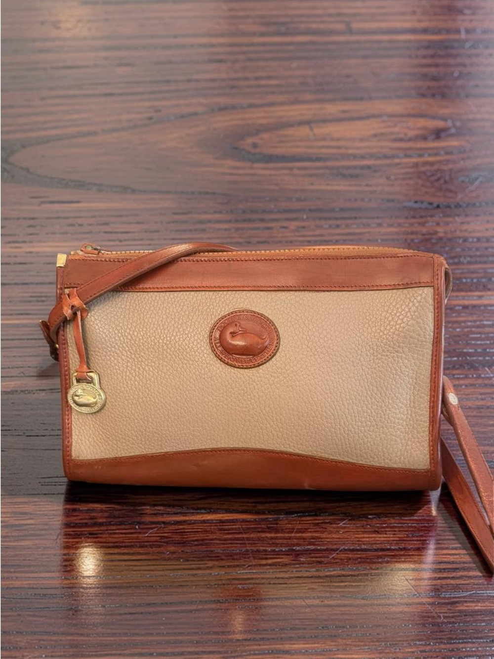 Vintage Dooney & Bourke AWL Brown Leather Shoulder Crossbody Brass Logo Bag USA